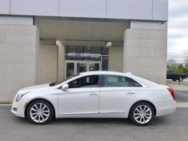 2017 Cadillac XTS Luxury 4dr Sedan